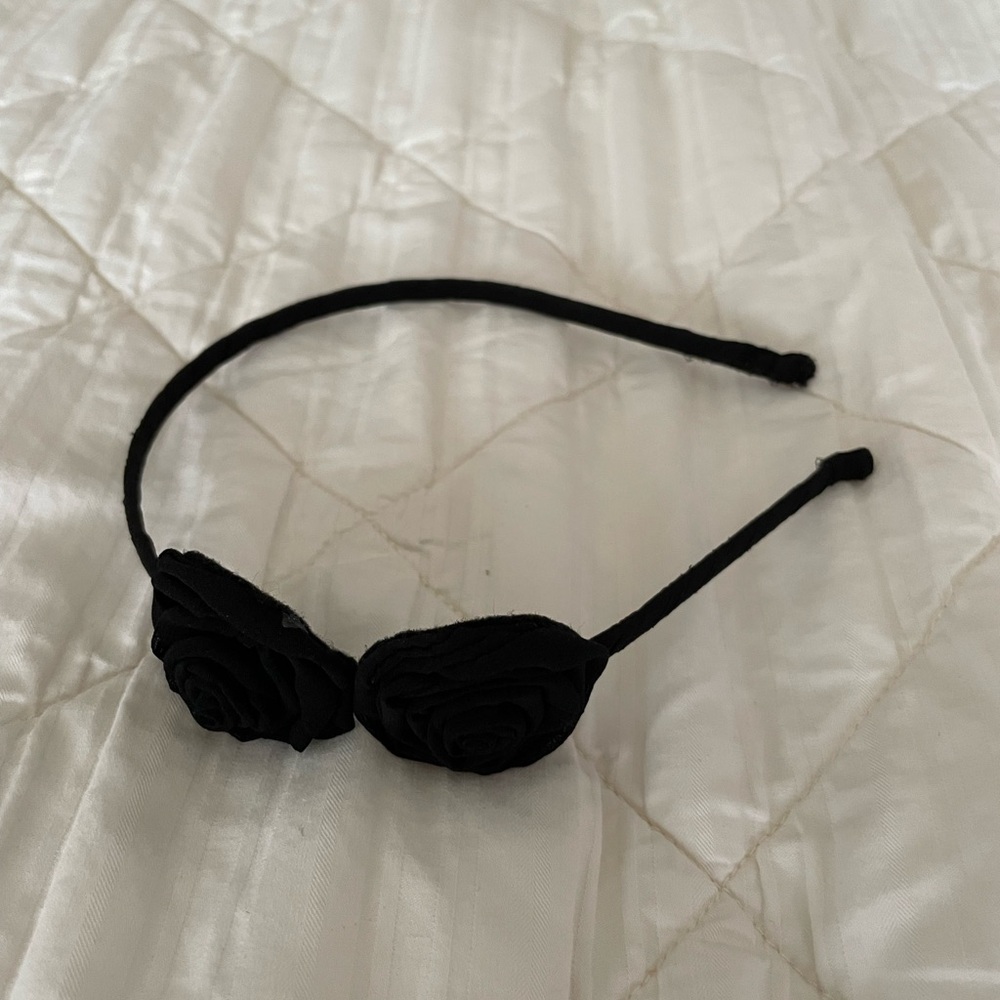 Elegant Black Floral Headband